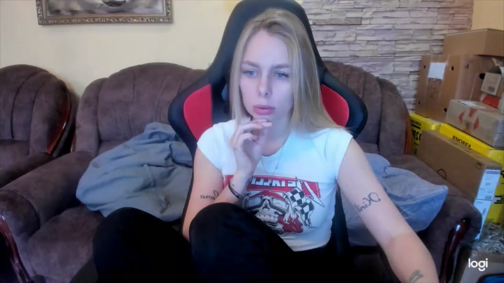 Gallery image thumbnail from YourPupsik's myfreecams stream on, 01/22/2025, 10:09 image 13 of 20