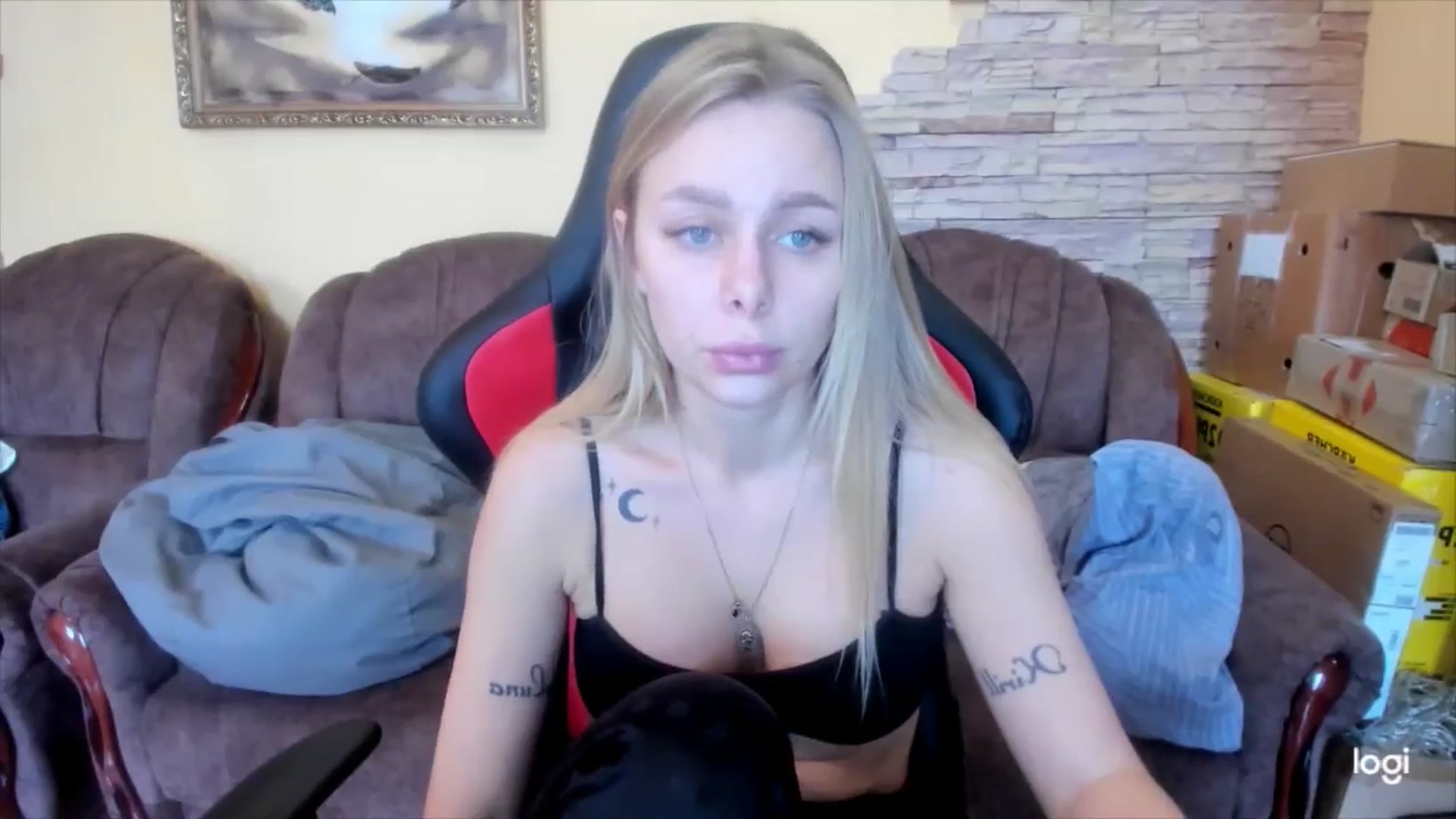 Gallery image thumbnail from YourPupsik's myfreecams stream on, 01/23/2025, 09:40 image 10 of 20