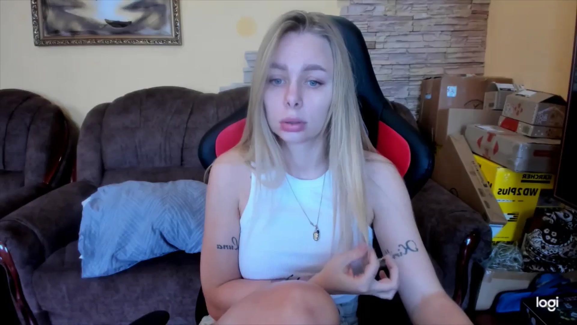 Gallery image thumbnail from YourPupsik's myfreecams stream on, 01/30/2025, 09:11 image 15 of 20