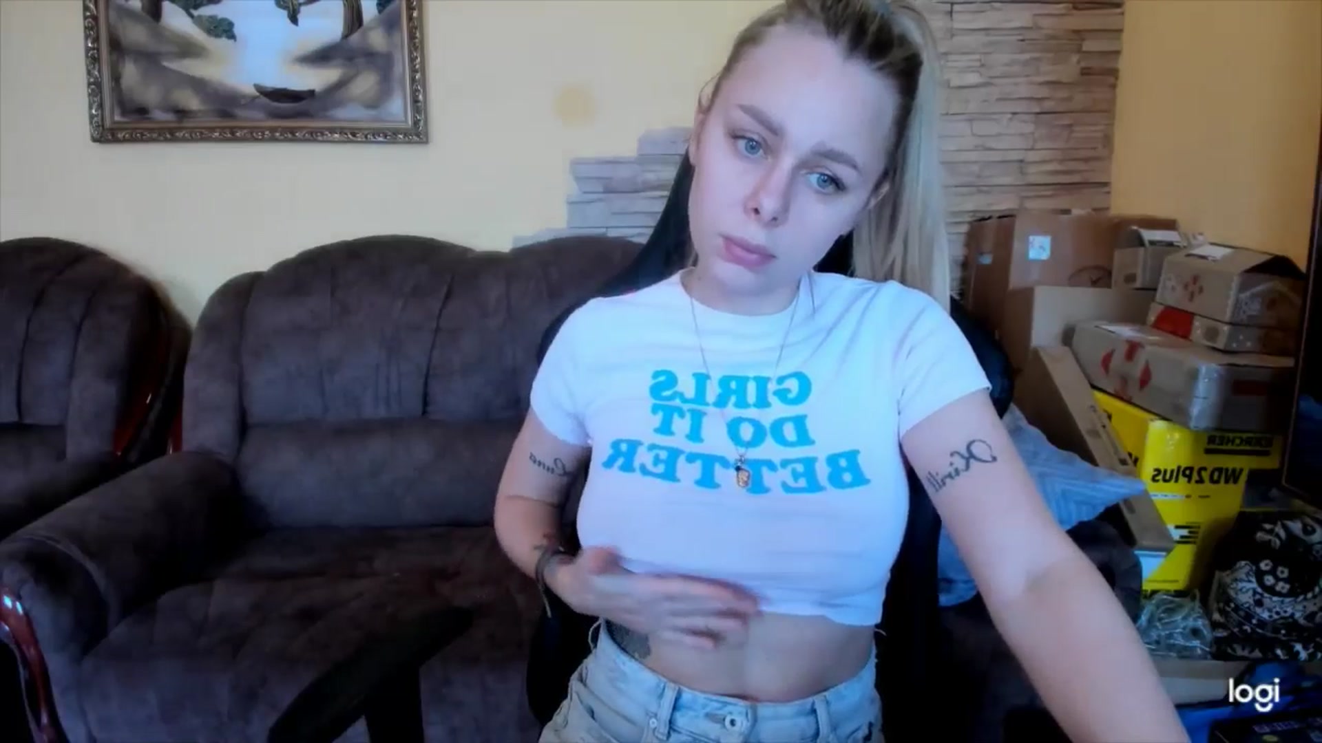 Gallery image thumbnail from YourPupsik's myfreecams stream on, 01/31/2025, 08:57 image 19 of 20