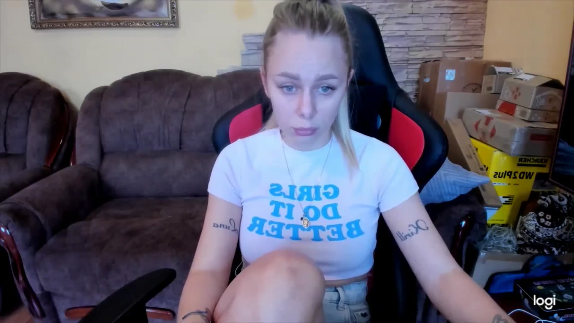 Gallery image thumbnail from YourPupsik's myfreecams stream on, 01/31/2025, 08:57 image 8 of 20