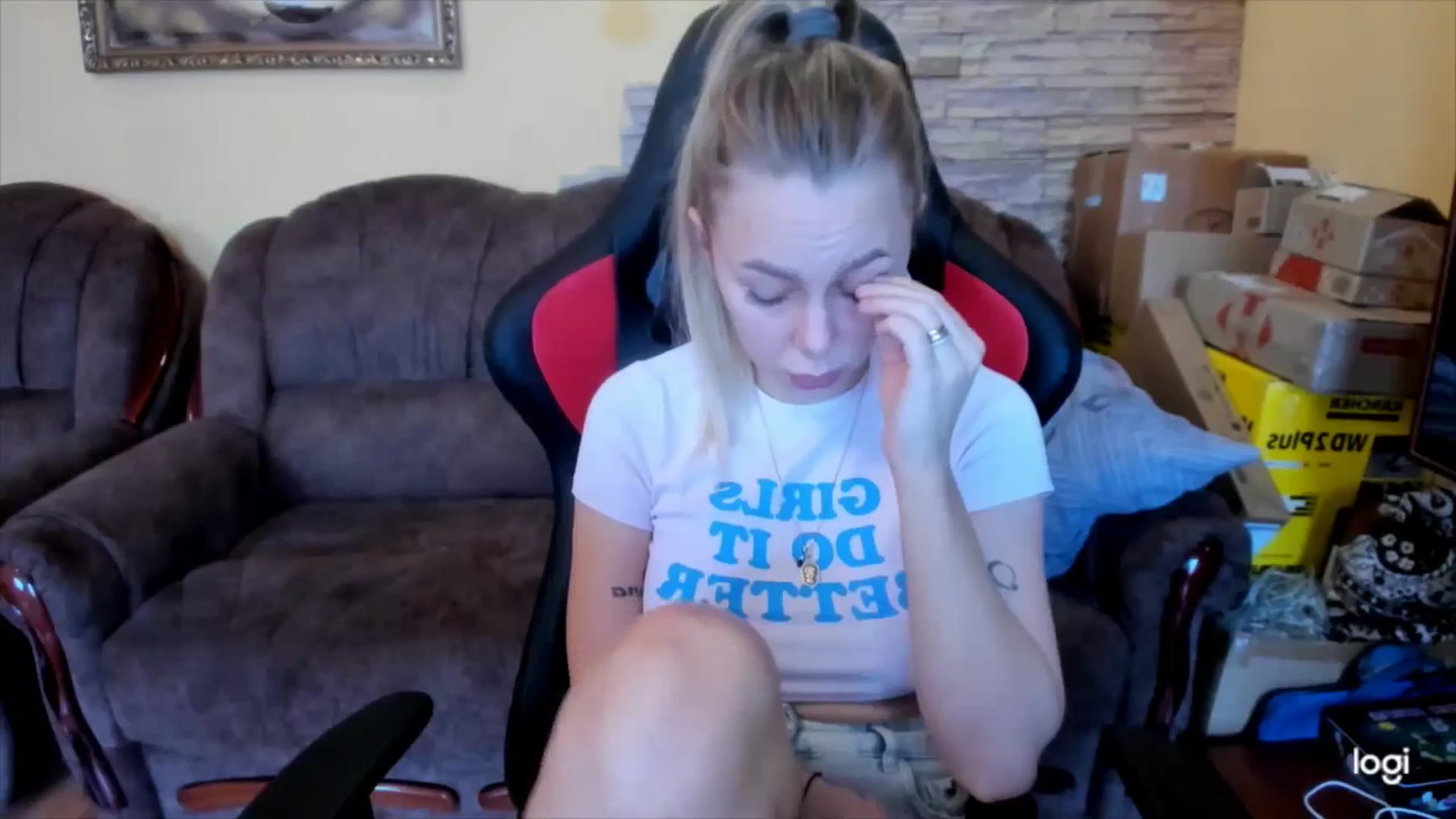 Gallery image thumbnail from YourPupsik's myfreecams stream on, 01/31/2025, 08:57 image 13 of 20