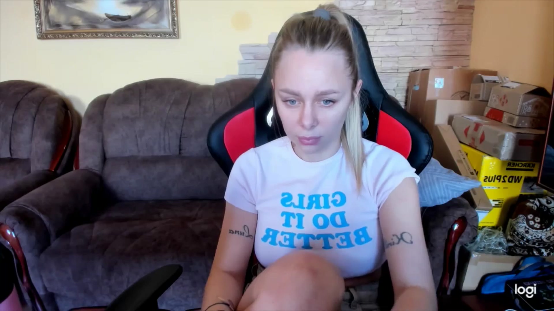 Gallery image thumbnail from YourPupsik's myfreecams stream on, 01/31/2025, 10:03 image 3 of 20