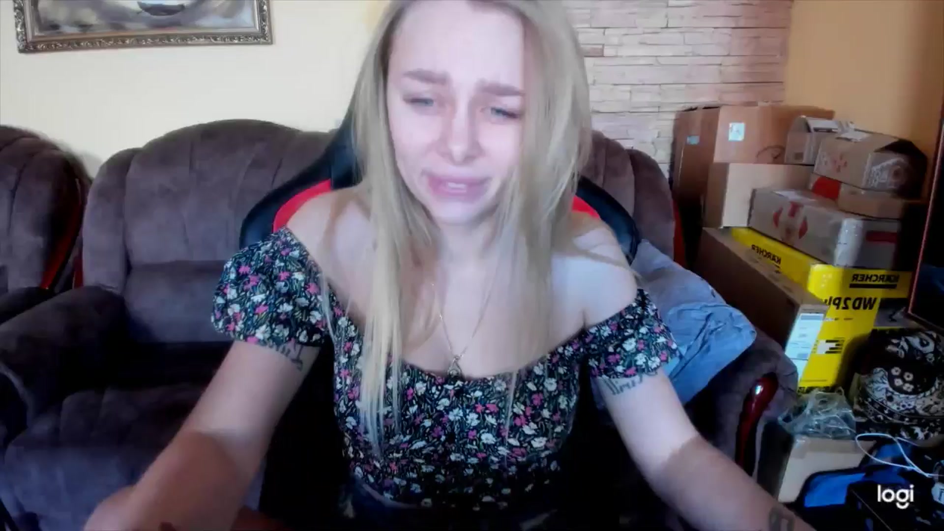 Gallery image thumbnail from YourPupsik's myfreecams stream on, 02/10/2025, 07:45 image 14 of 20