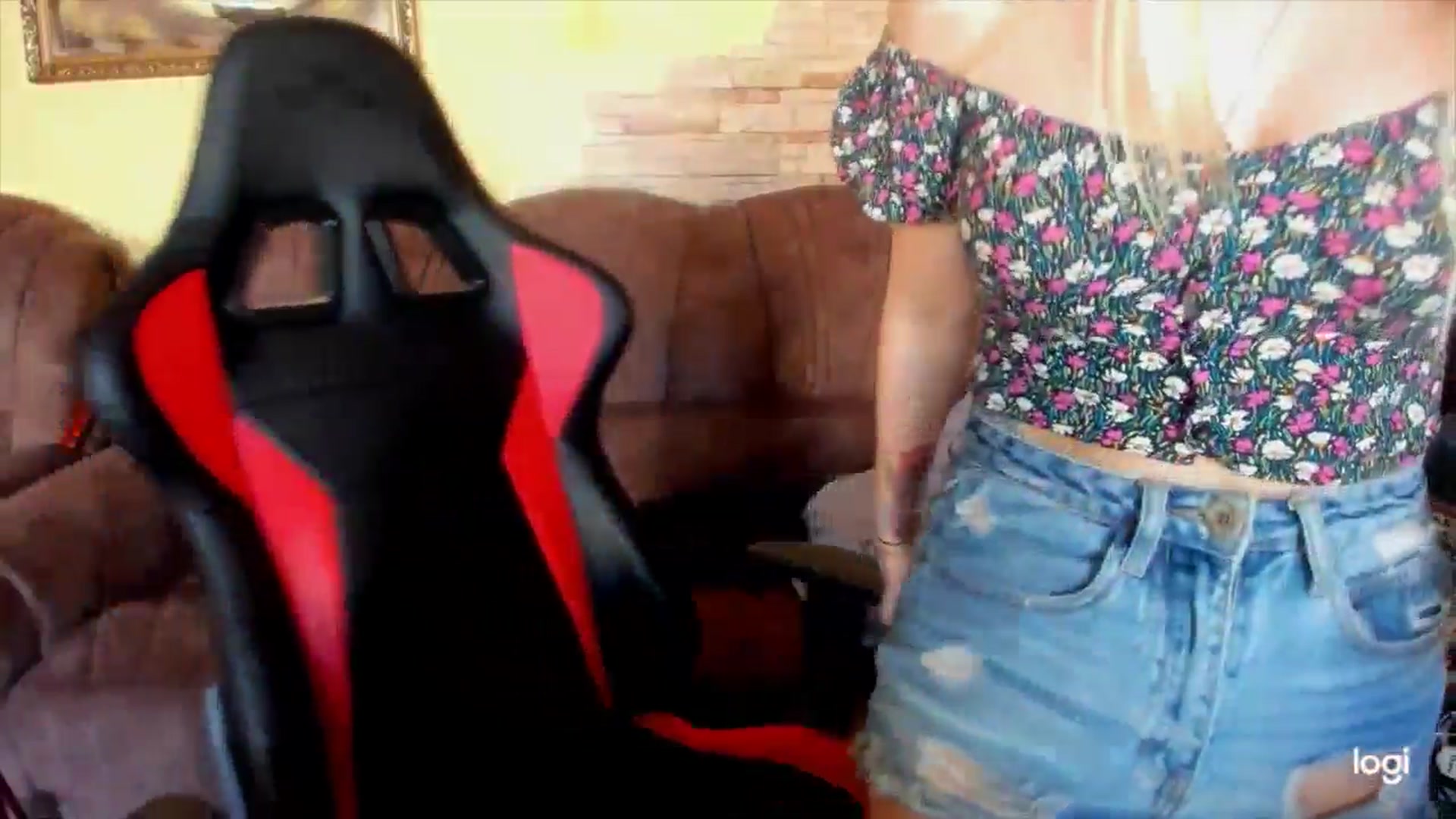 Gallery image thumbnail from YourPupsik's myfreecams stream on, 02/10/2025, 07:45 image 19 of 20