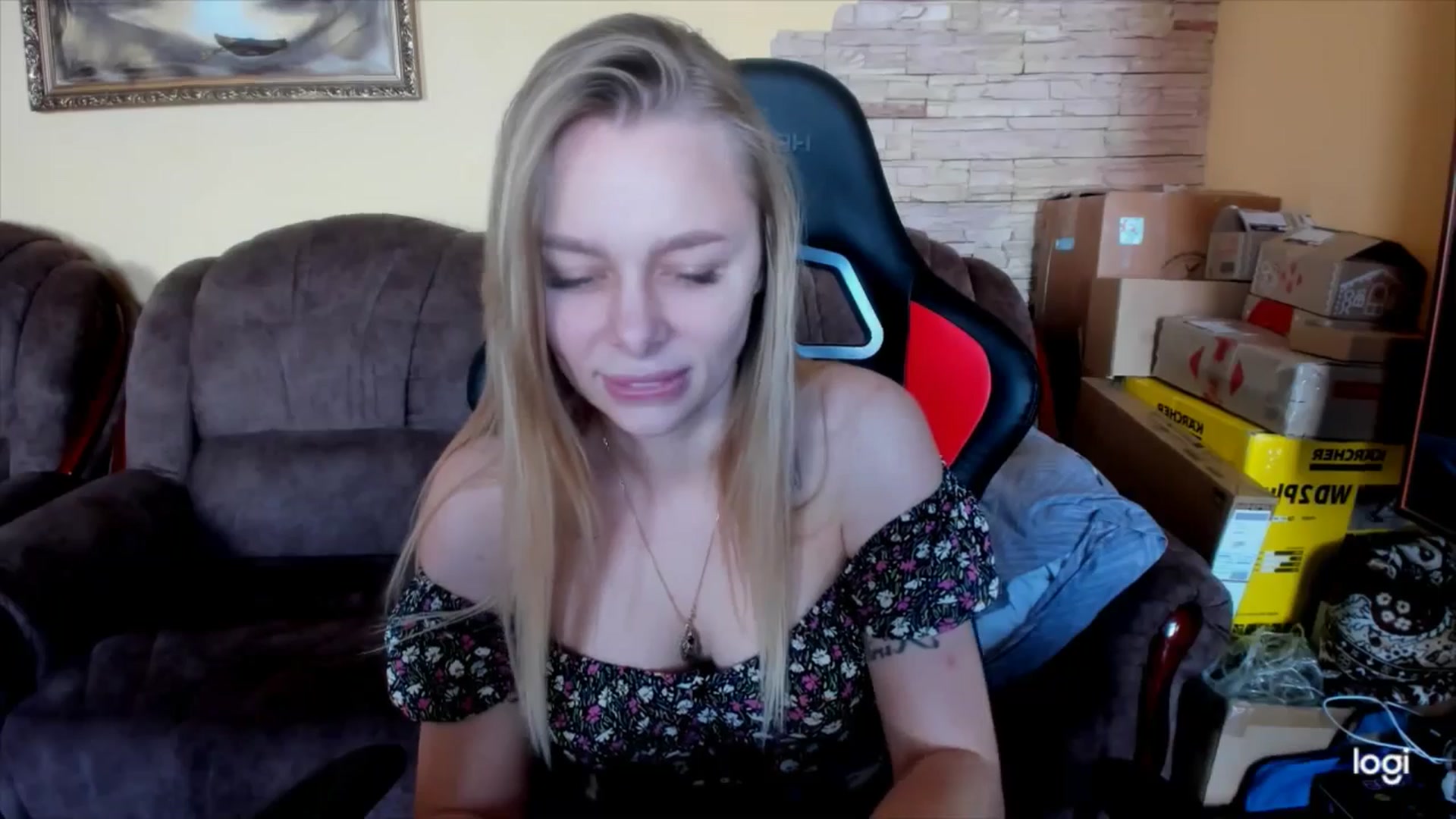 Gallery image thumbnail from YourPupsik's myfreecams stream on, 02/10/2025, 09:30 image 20 of 20