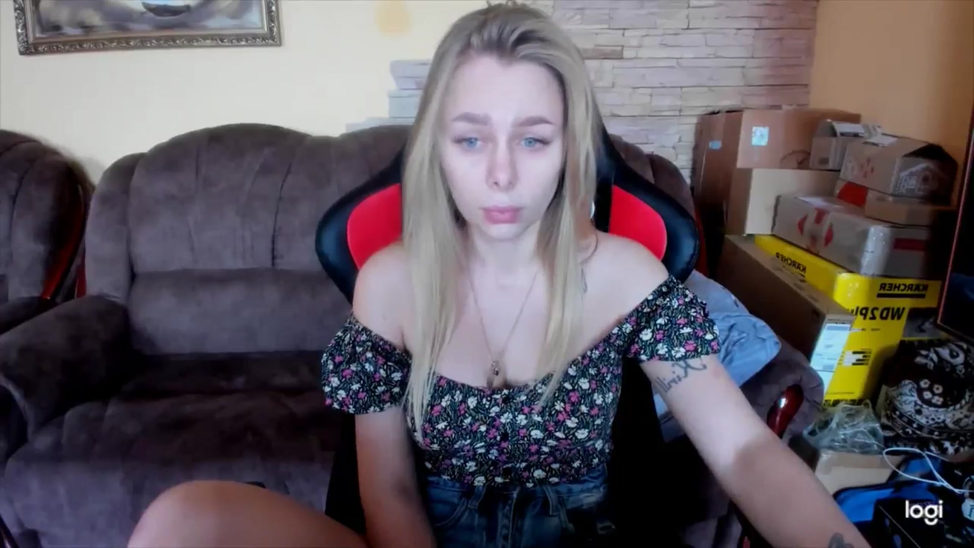 Gallery image thumbnail from YourPupsik's myfreecams stream on, 02/10/2025, 09:30 image 2 of 20