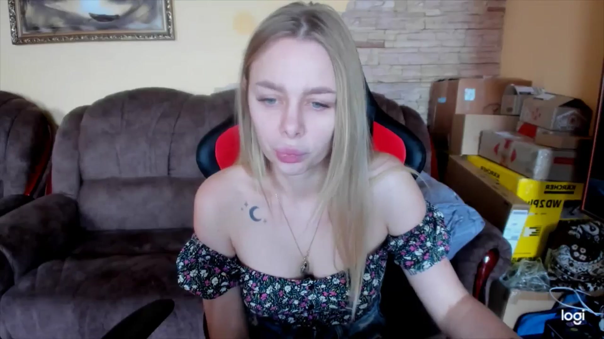 Gallery image thumbnail from YourPupsik's myfreecams stream on, 02/10/2025, 09:30 image 13 of 20