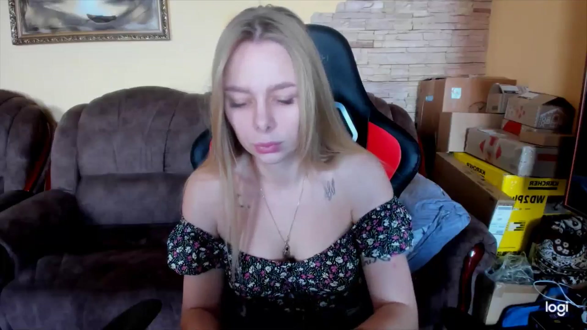 Gallery image thumbnail from YourPupsik's myfreecams stream on, 02/10/2025, 09:30 image 16 of 20