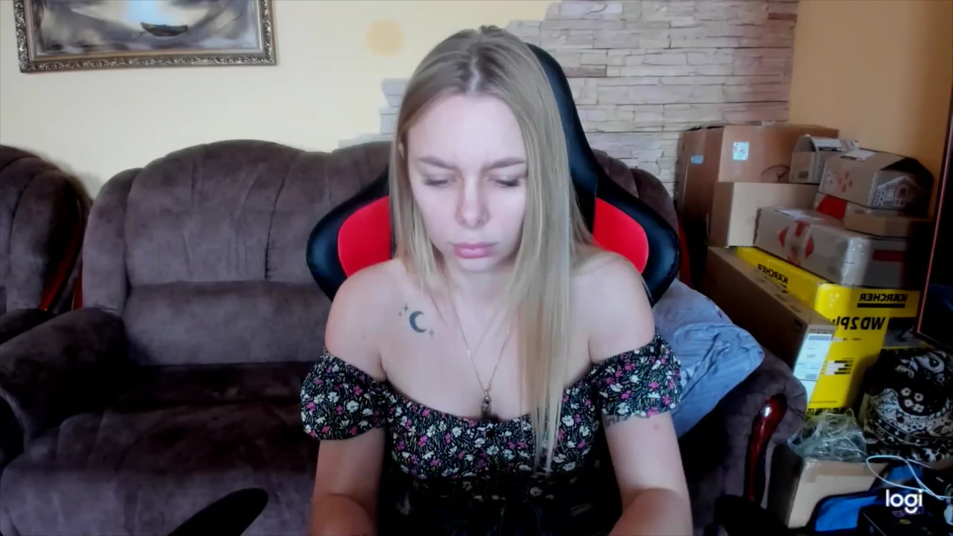 Gallery image thumbnail from YourPupsik's myfreecams stream on, 02/10/2025, 09:30 image 14 of 20