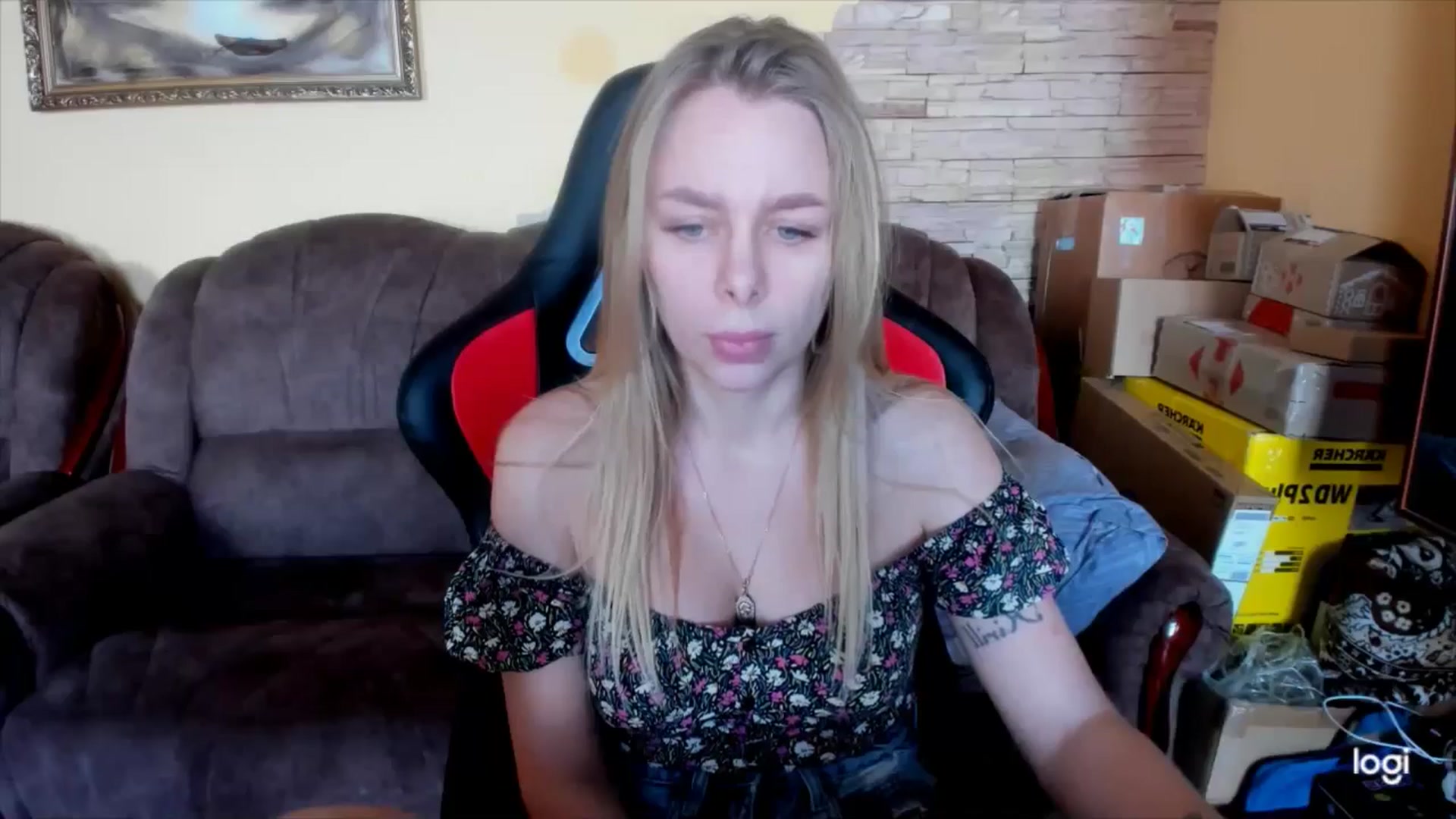 Gallery image thumbnail from YourPupsik's myfreecams stream on, 02/10/2025, 11:07 image 2 of 20