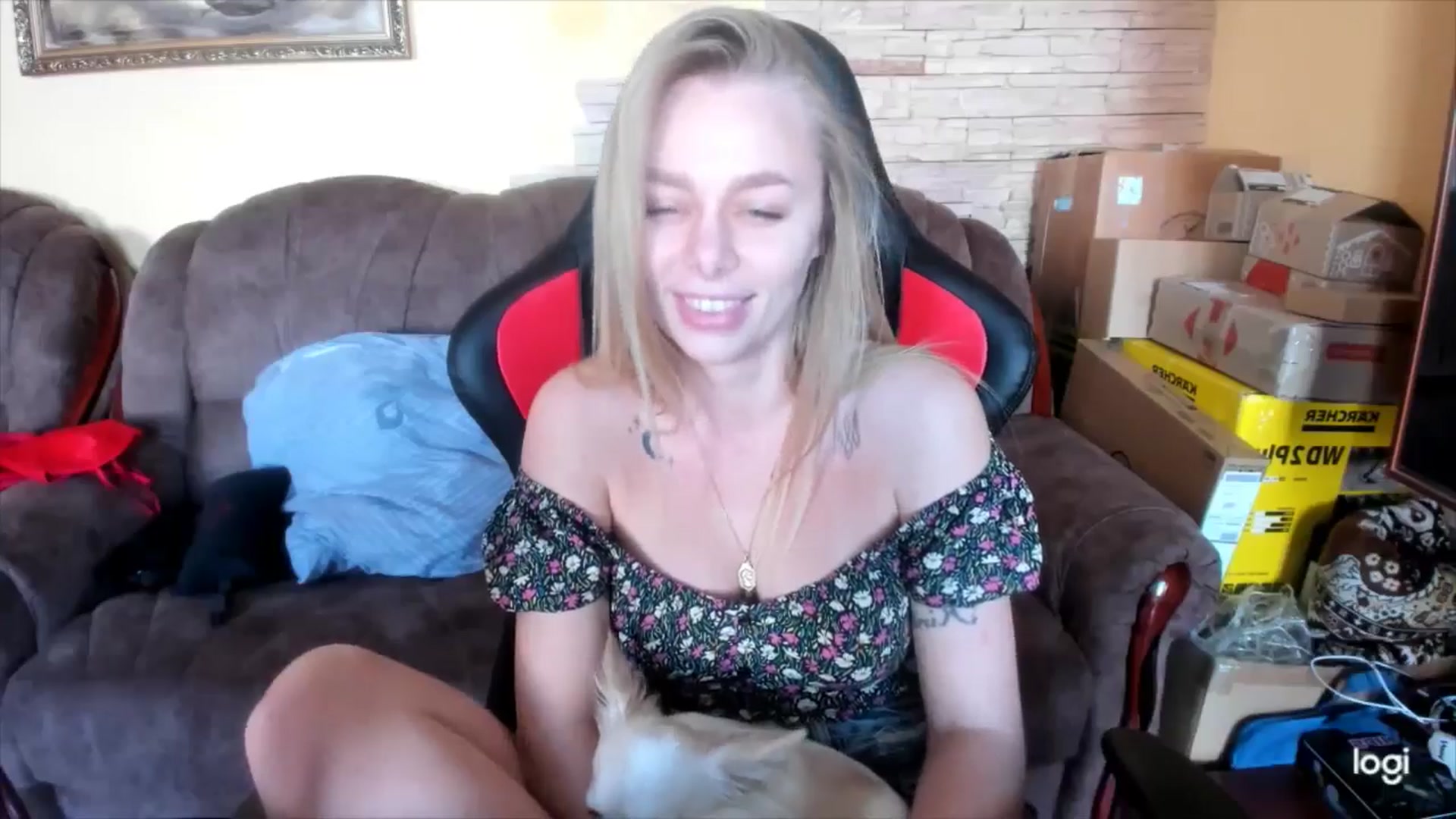 Gallery image thumbnail from YourPupsik's myfreecams stream on, 02/10/2025, 11:53 image 15 of 20