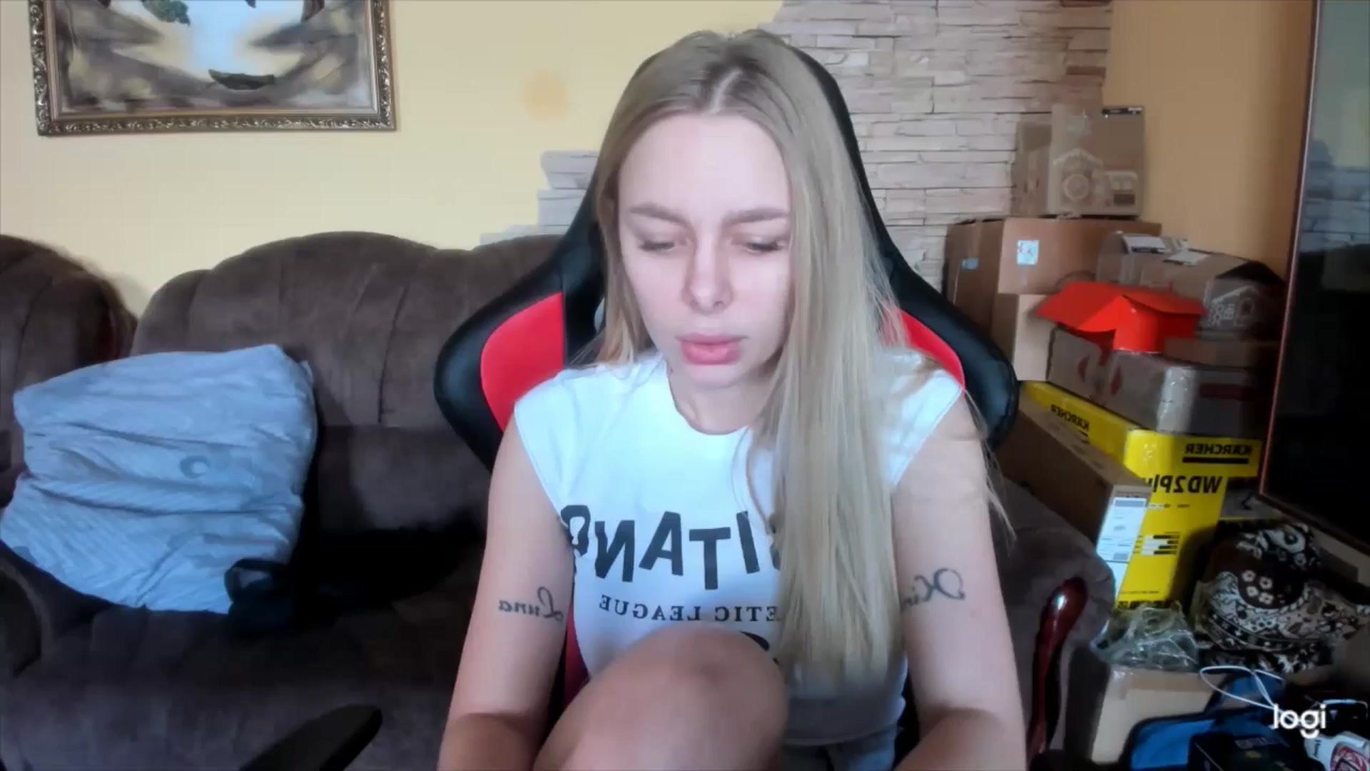 Gallery image thumbnail from YourPupsik's myfreecams stream on, 02/17/2025, 09:05 image 1 of 20