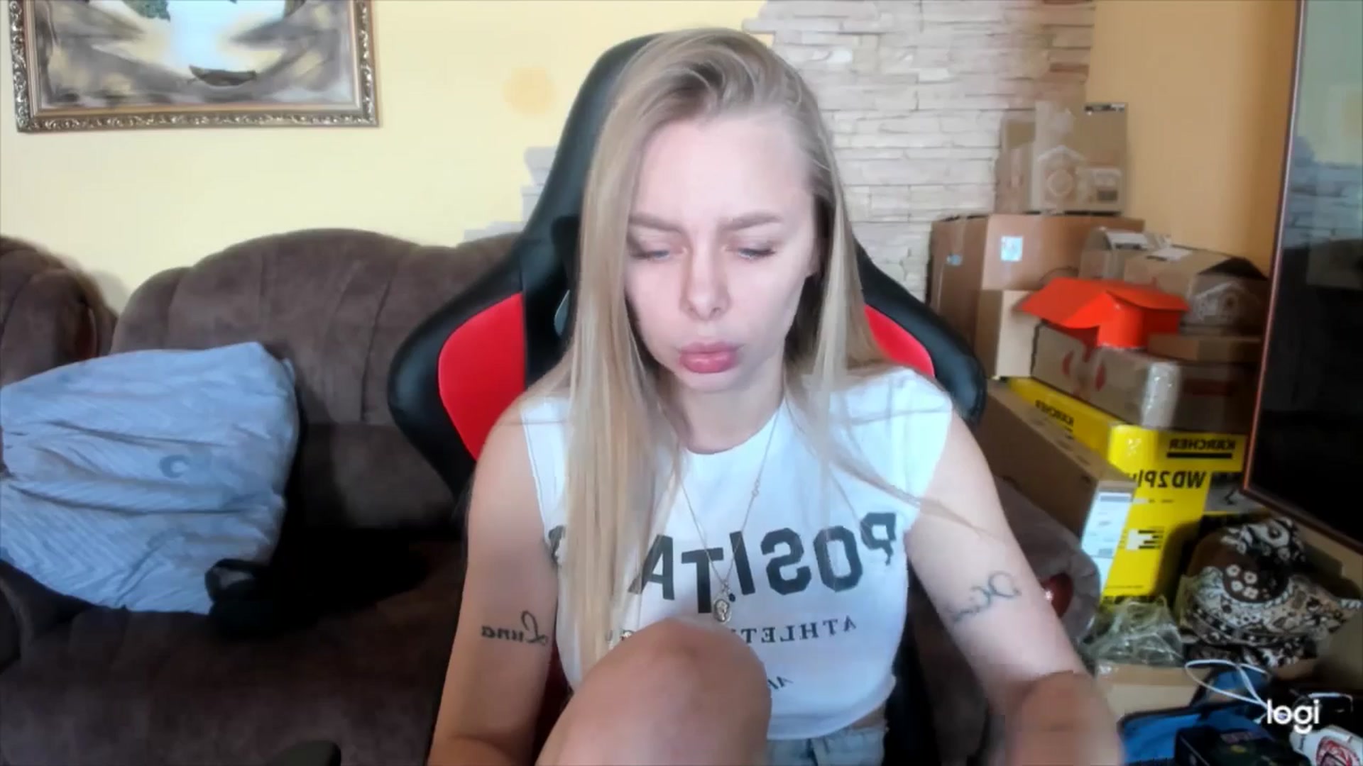 Gallery image thumbnail from YourPupsik's myfreecams stream on, 02/17/2025, 09:05 image 17 of 20