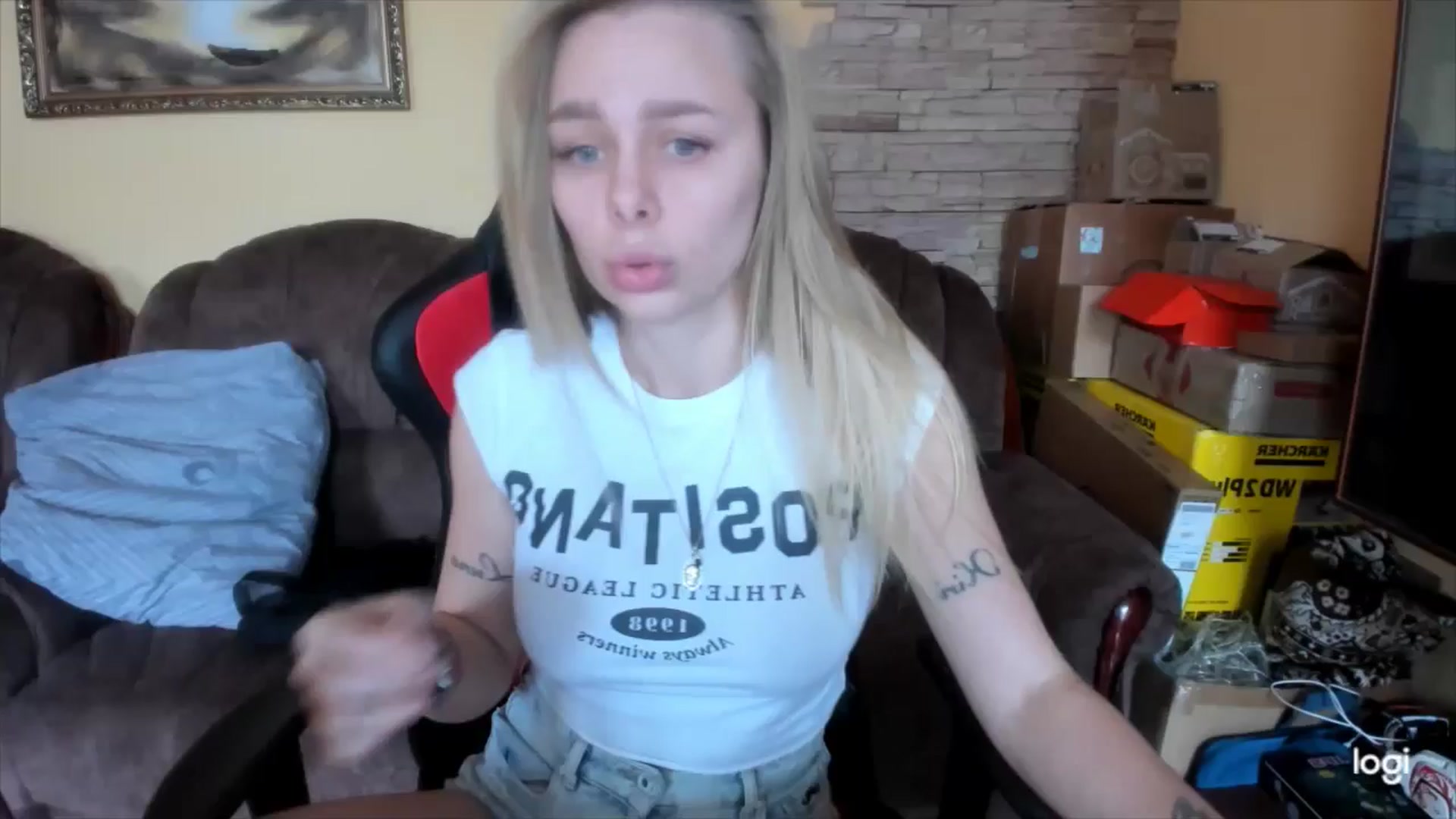 Gallery image thumbnail from YourPupsik's myfreecams stream on, 02/17/2025, 11:05 image 9 of 20