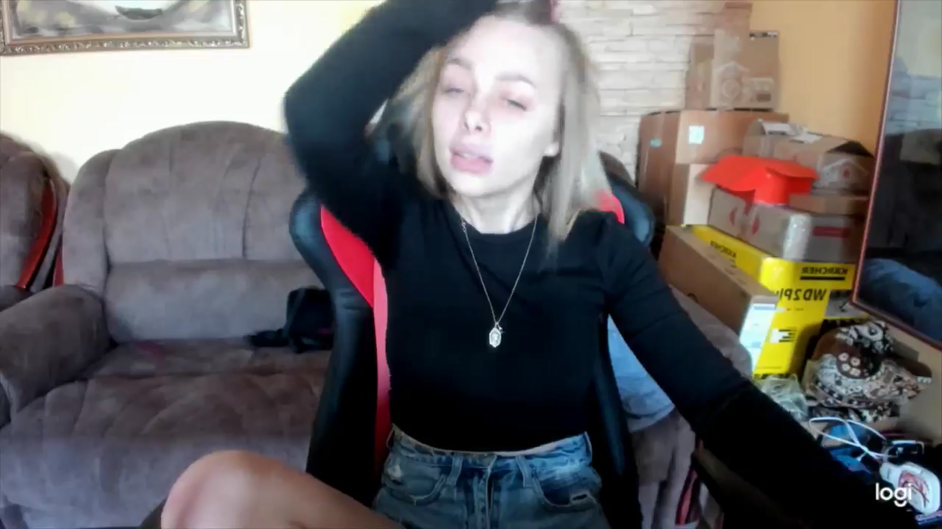 Gallery image thumbnail from YourPupsik's myfreecams stream on, 02/18/2025, 09:57 image 19 of 20