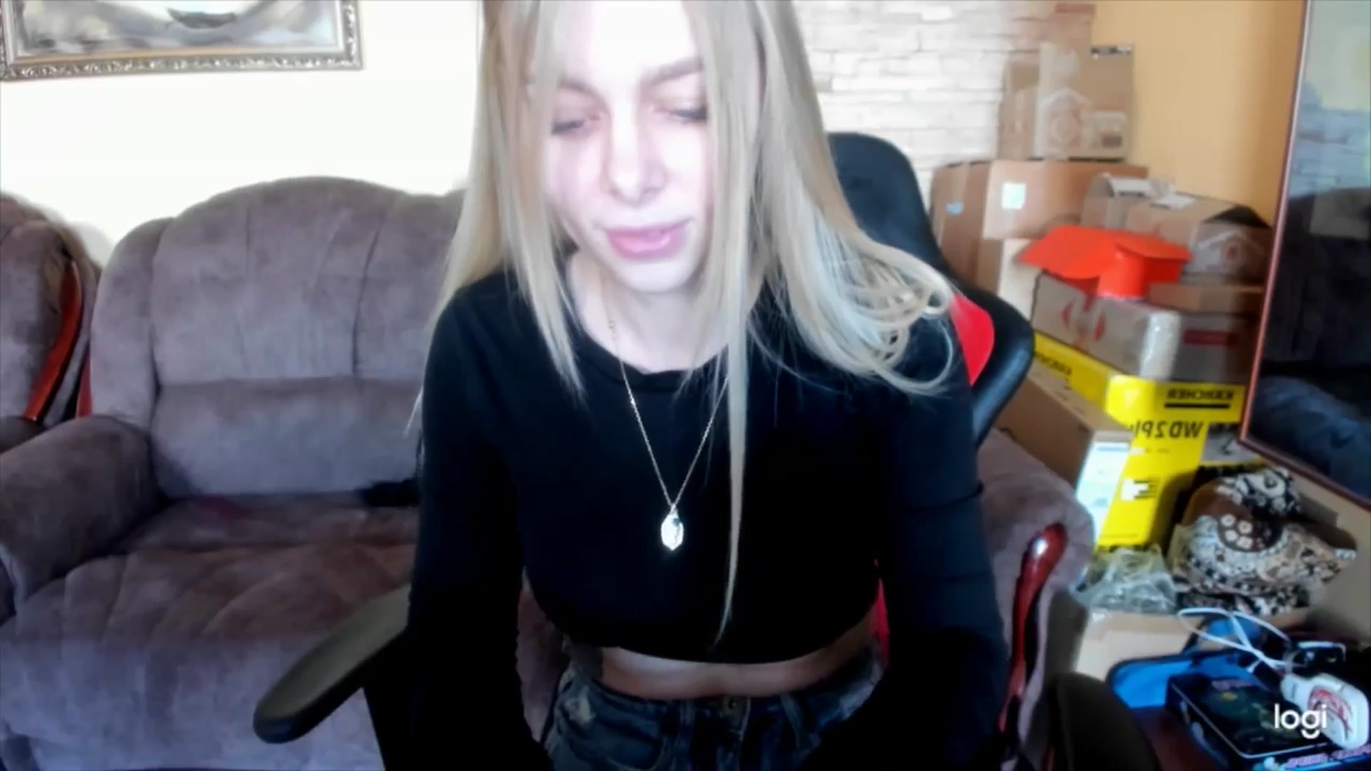 Gallery image thumbnail from YourPupsik's myfreecams stream on, 02/18/2025, 09:57 image 15 of 20