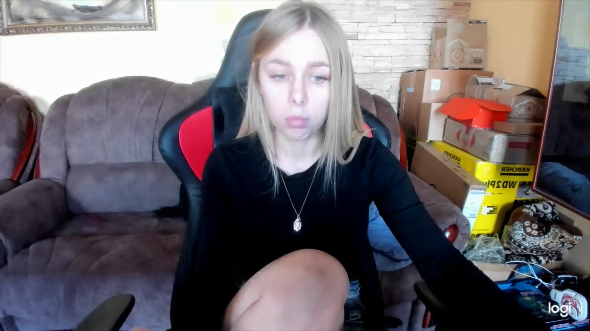 Gallery image thumbnail from YourPupsik's myfreecams stream on, 02/18/2025, 09:57 image 6 of 20