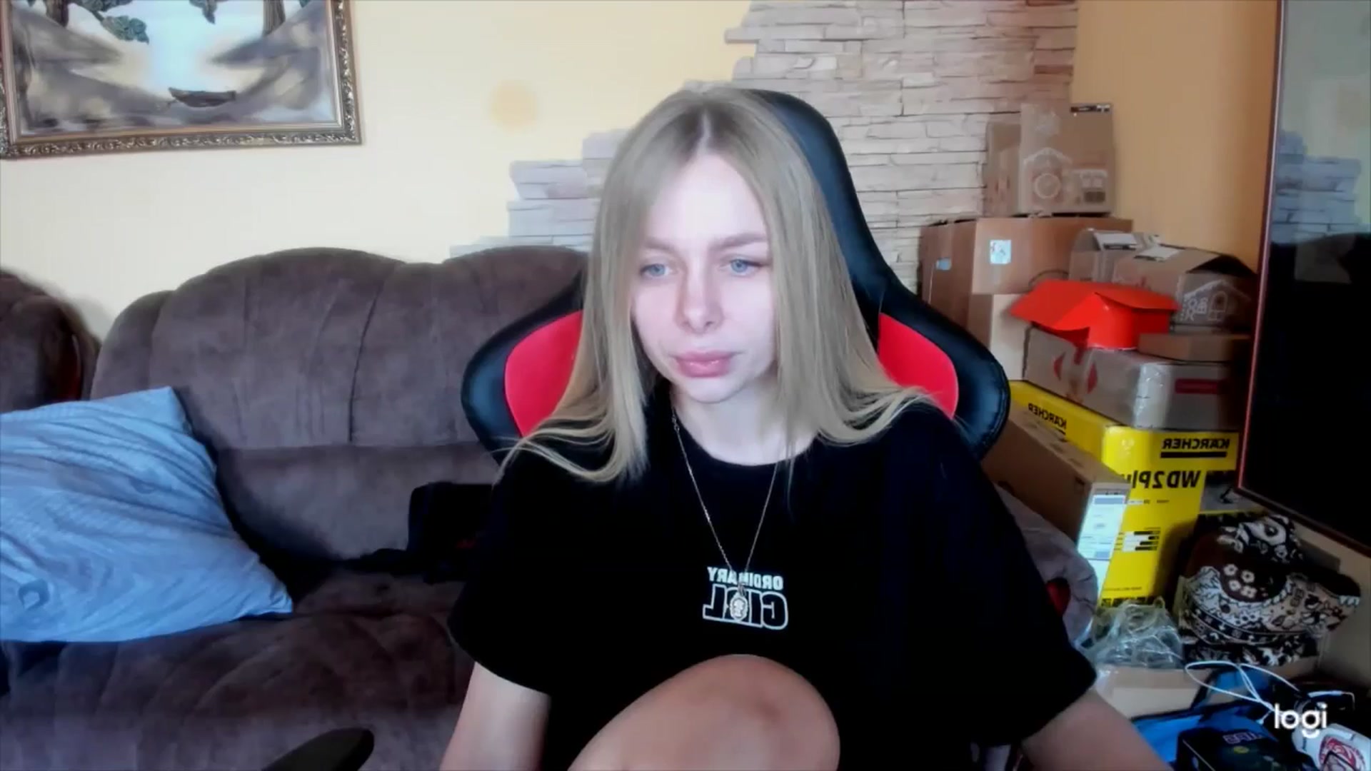 Gallery image thumbnail from YourPupsik's myfreecams stream on, 02/18/2025, 11:12 image 9 of 20