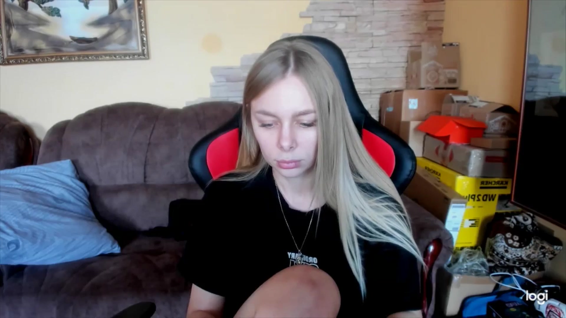 Gallery image thumbnail from YourPupsik's myfreecams stream on, 02/18/2025, 11:12 image 18 of 20