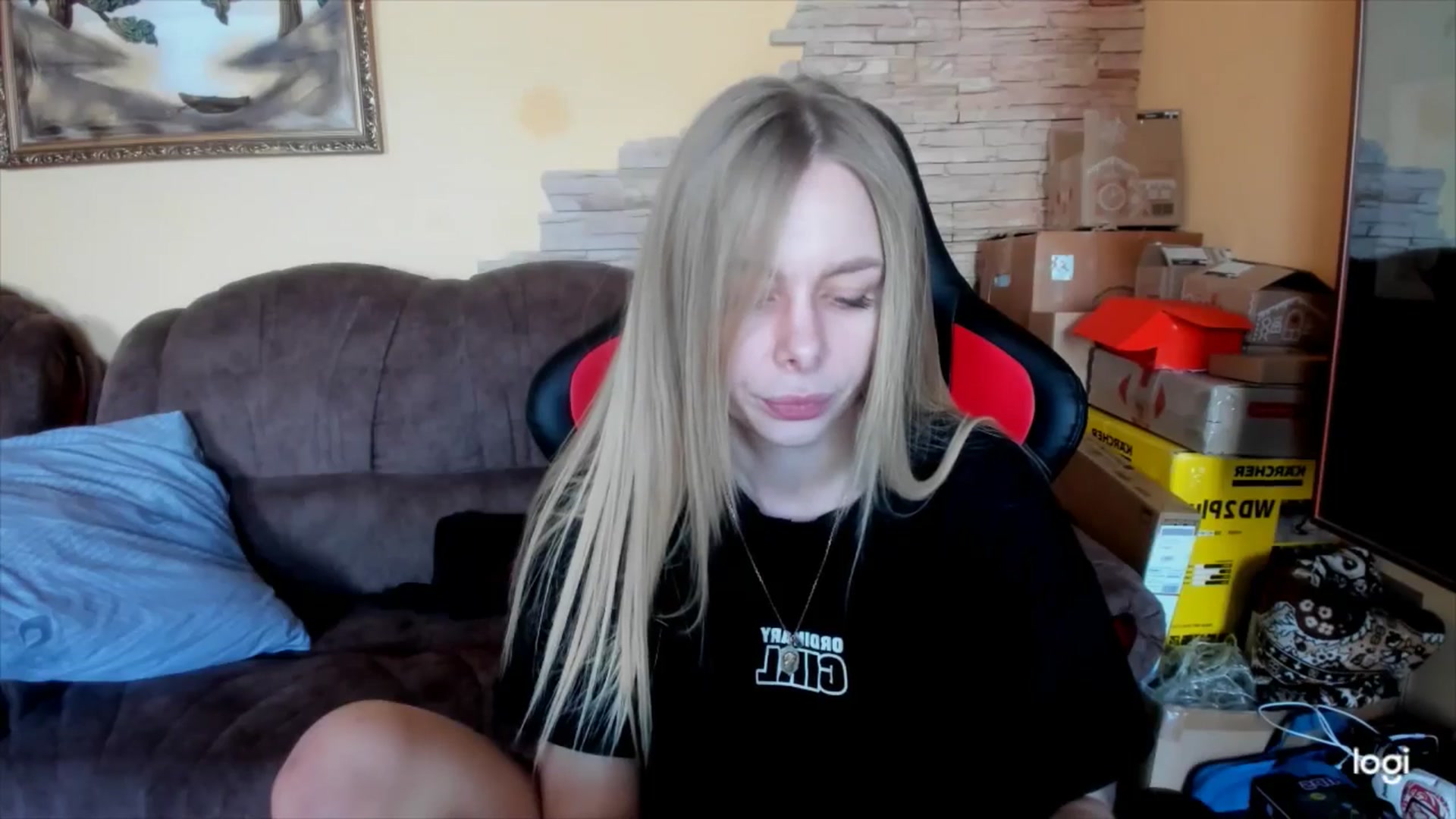 Gallery image thumbnail from YourPupsik's myfreecams stream on, 02/18/2025, 11:12 image 2 of 20