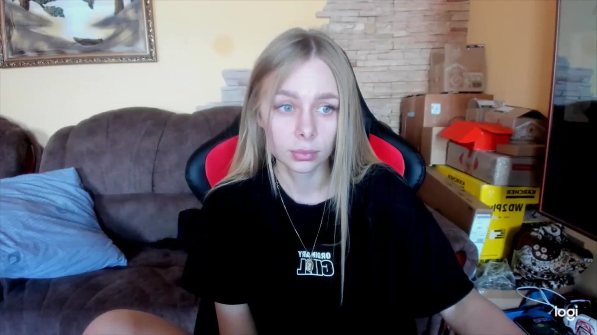 Gallery image thumbnail from YourPupsik's myfreecams stream on, 02/18/2025, 11:12 image 3 of 20