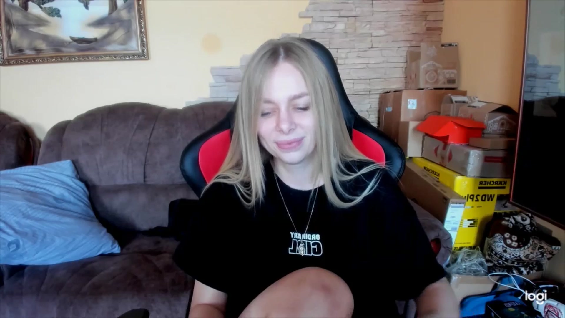 Gallery image thumbnail from YourPupsik's myfreecams stream on, 02/18/2025, 11:12 image 7 of 20