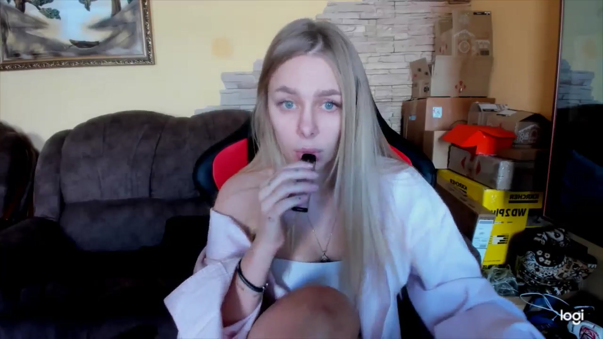 Gallery image thumbnail from YourPupsik's myfreecams stream on, 02/19/2025, 08:35 image 6 of 20