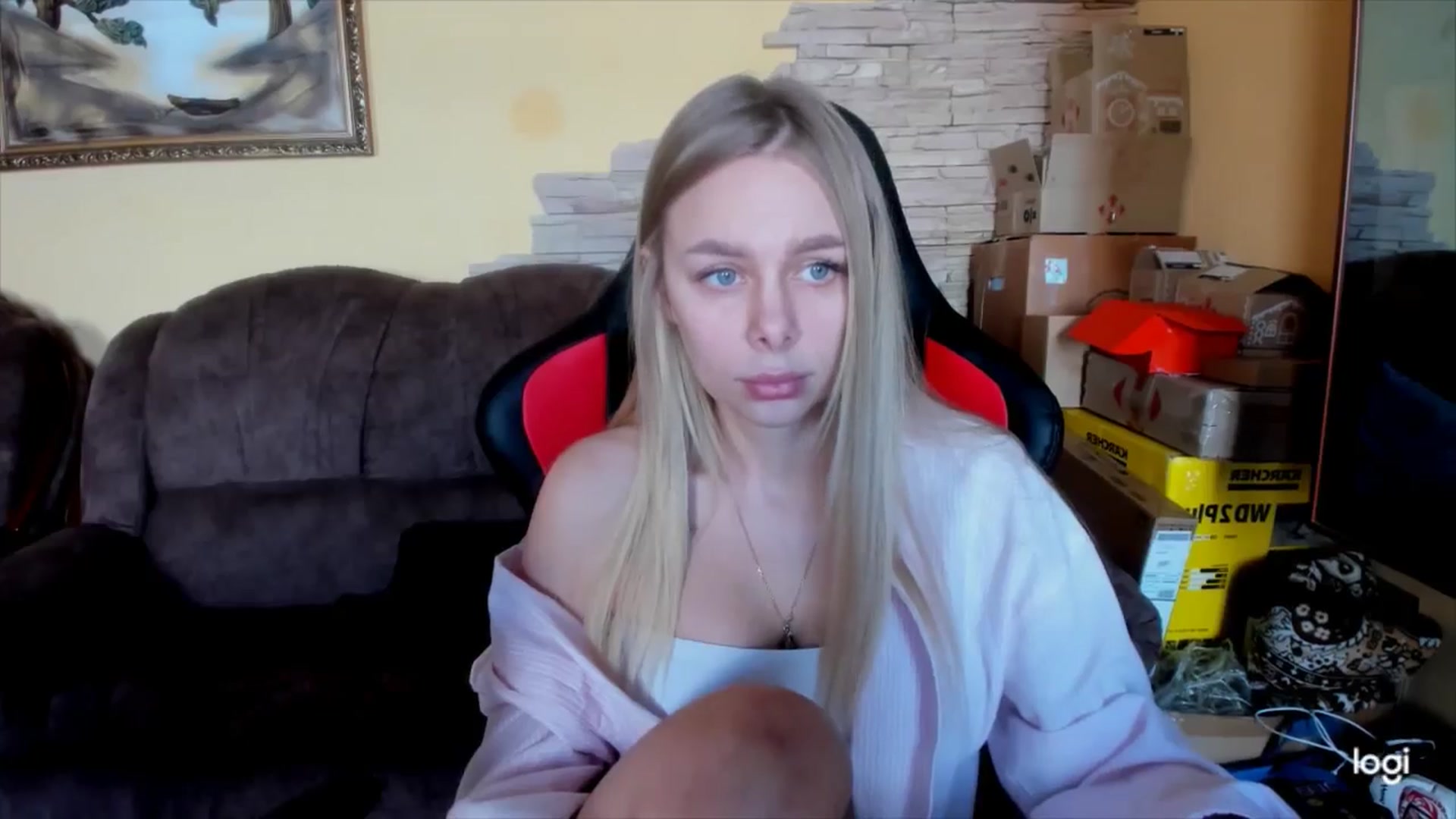 Gallery image thumbnail from YourPupsik's myfreecams stream on, 02/19/2025, 08:35 image 16 of 20