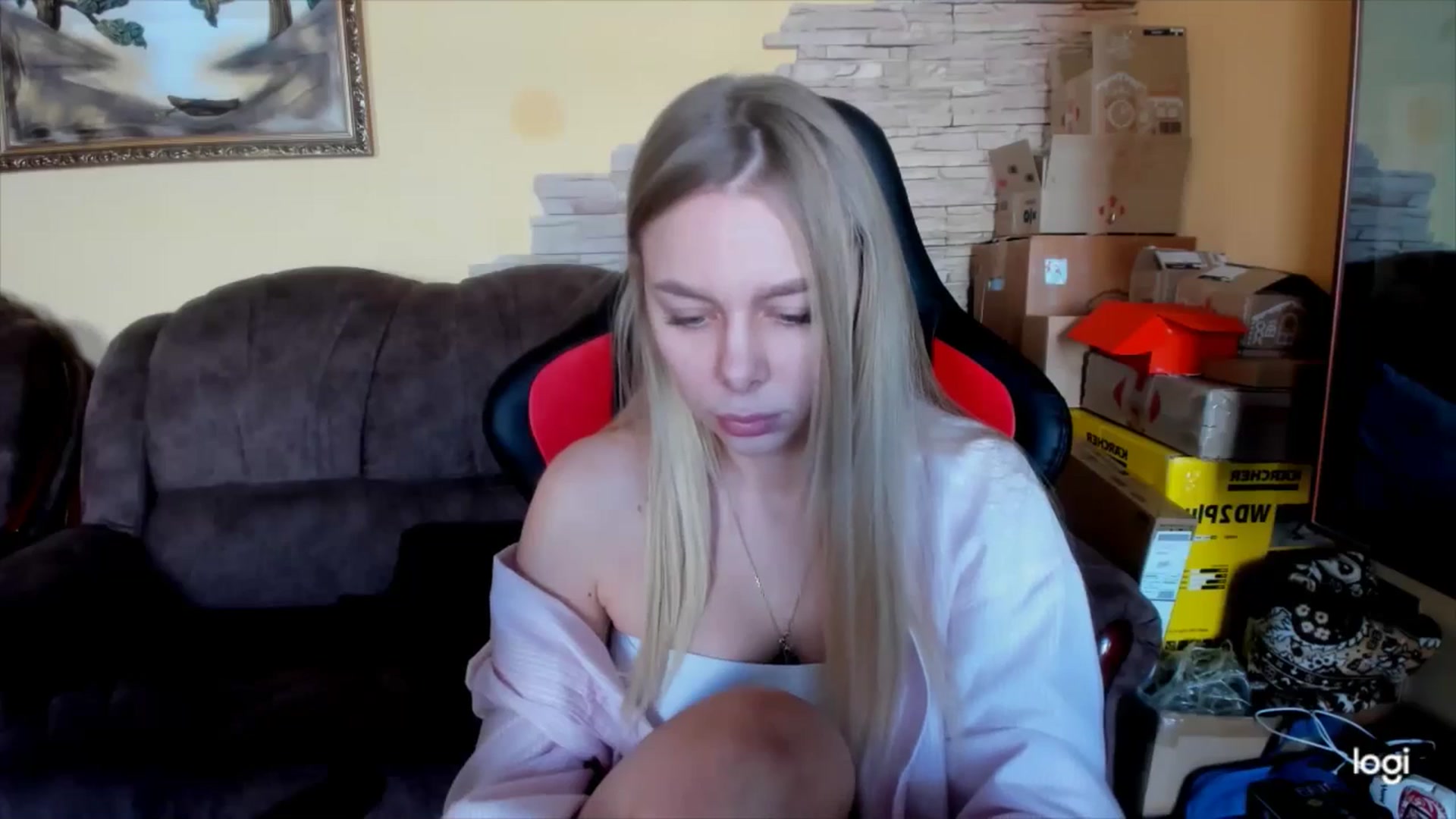 Gallery image thumbnail from YourPupsik's myfreecams stream on, 02/19/2025, 08:35 image 13 of 20