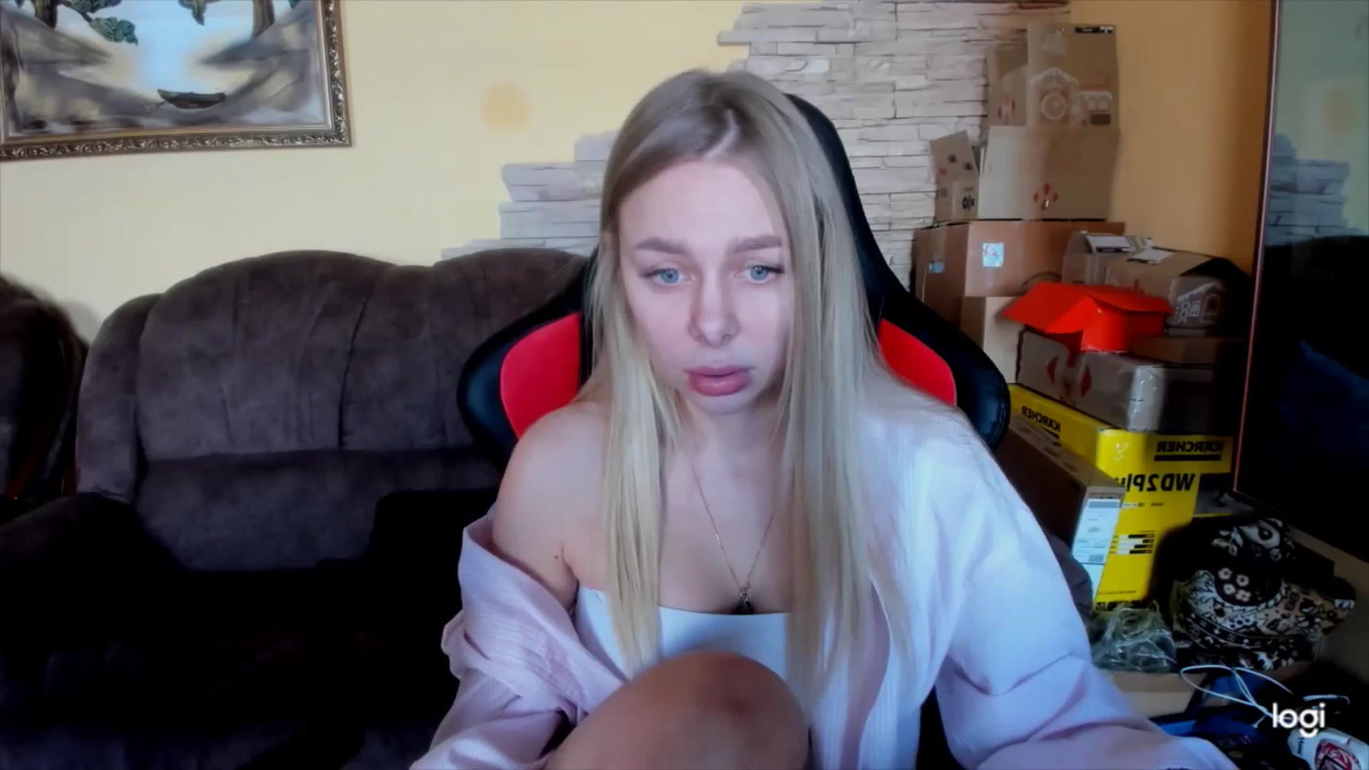 Gallery image thumbnail from YourPupsik's myfreecams stream on, 02/19/2025, 08:35 image 14 of 20