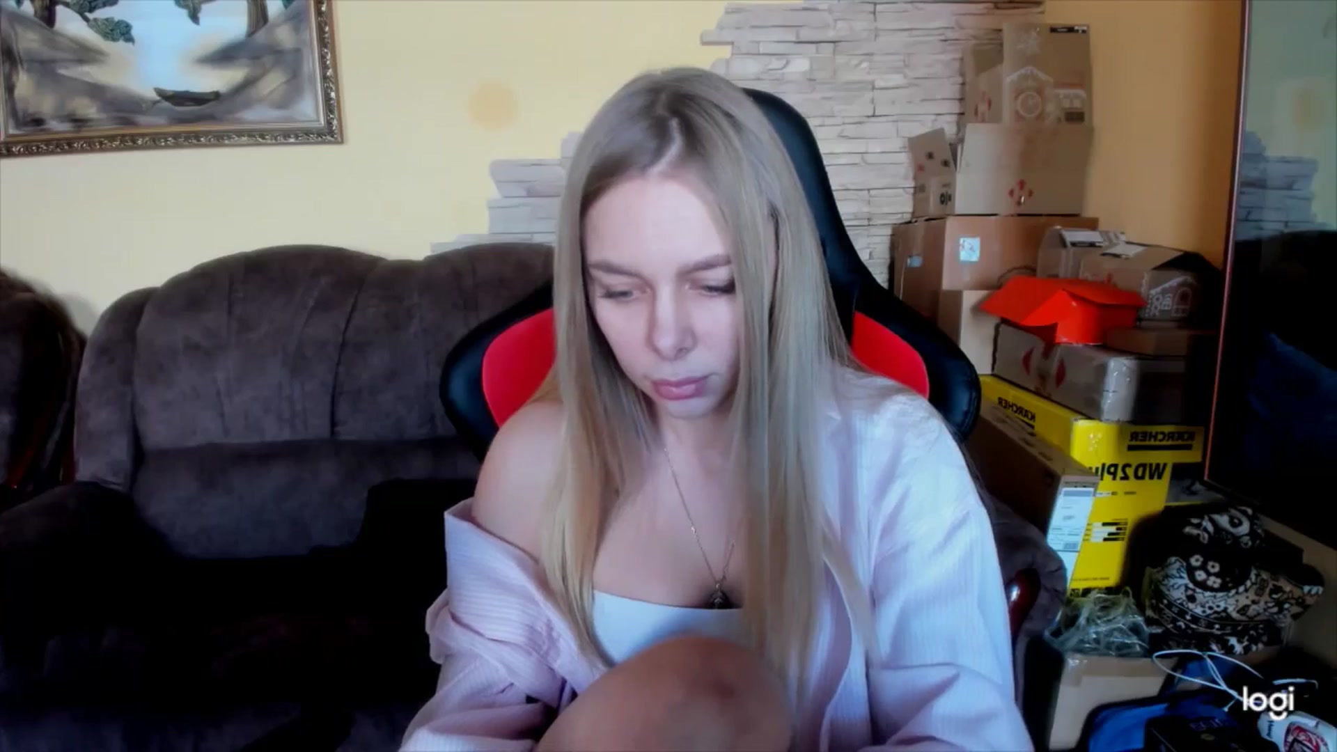 Gallery image thumbnail from YourPupsik's myfreecams stream on, 02/19/2025, 08:35 image 12 of 20