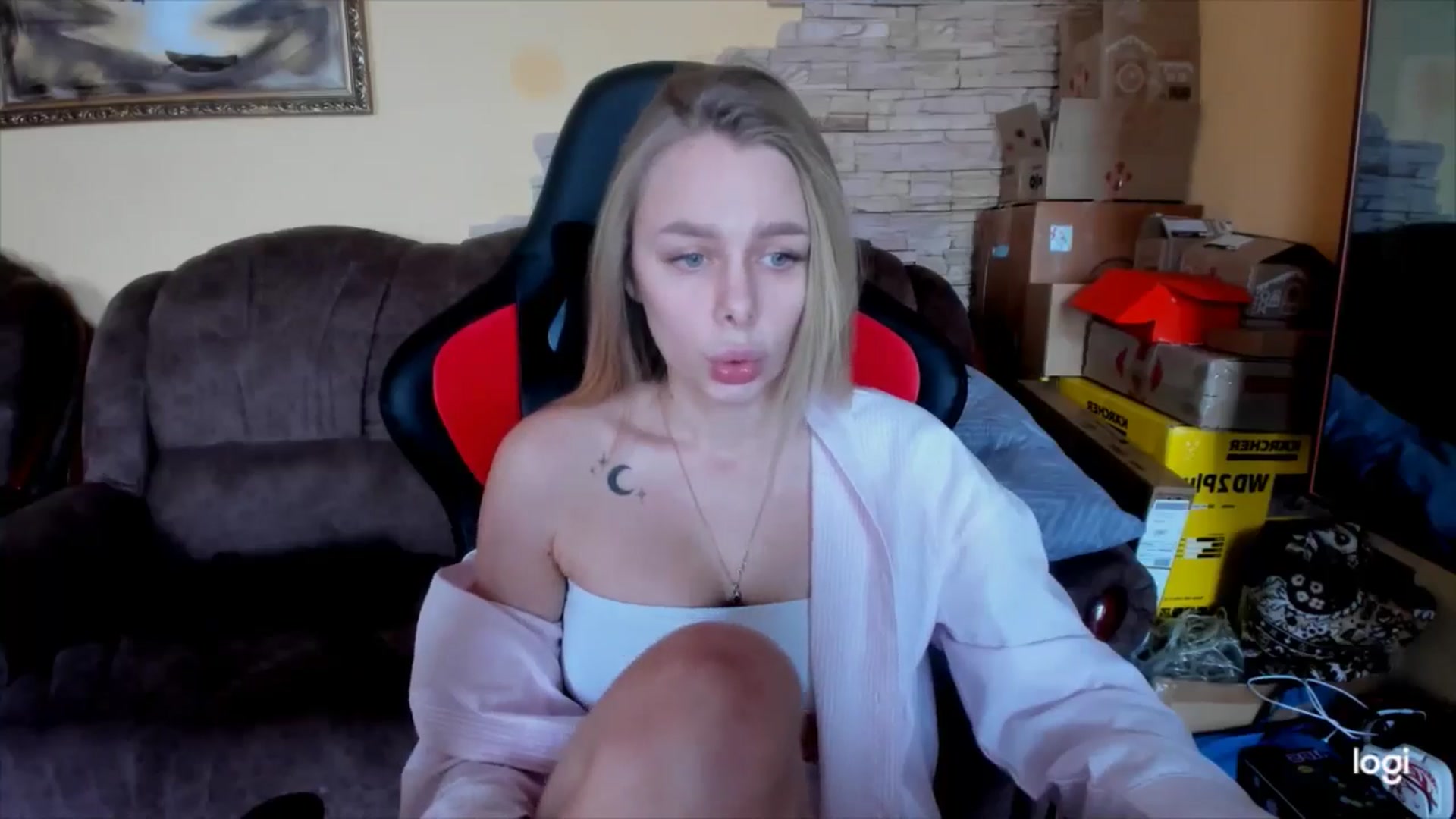 Gallery image thumbnail from YourPupsik's myfreecams stream on, 02/19/2025, 09:30 image 5 of 20