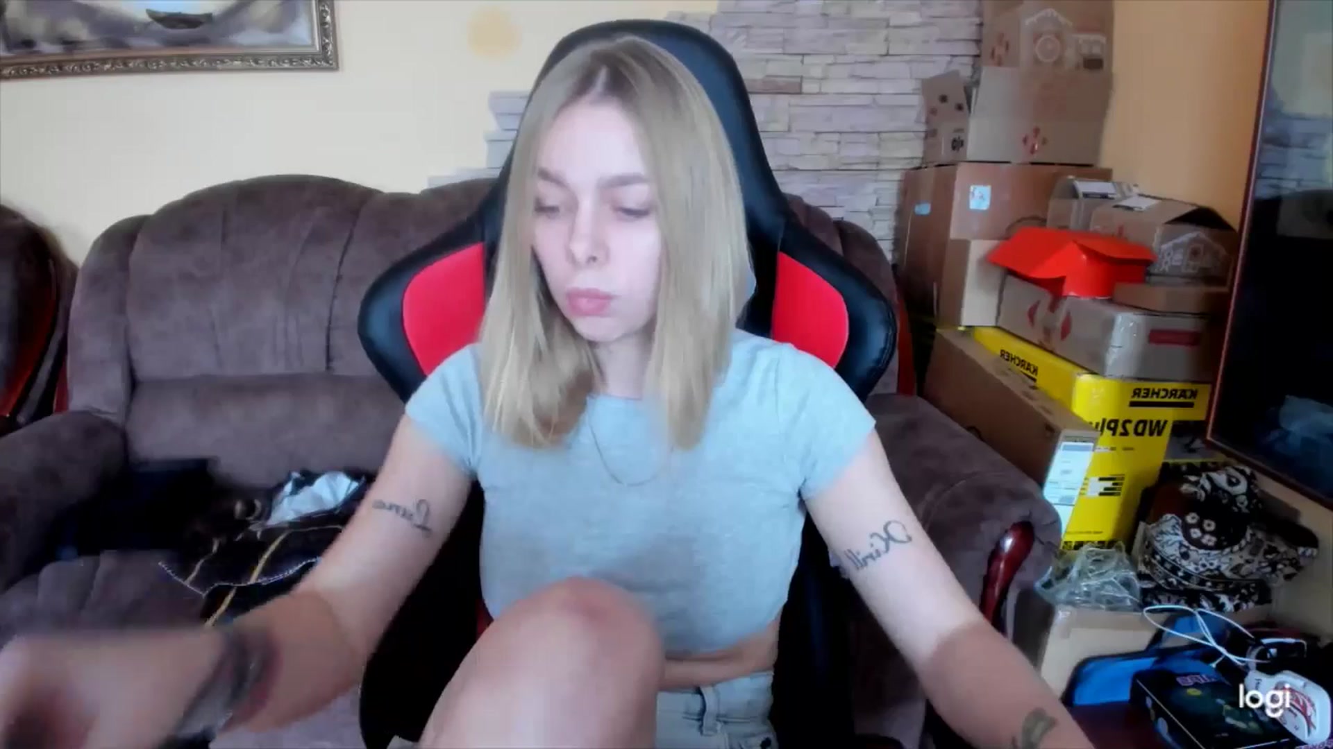 Gallery image thumbnail from YourPupsik's myfreecams stream on, 02/20/2025, 09:06 image 17 of 20