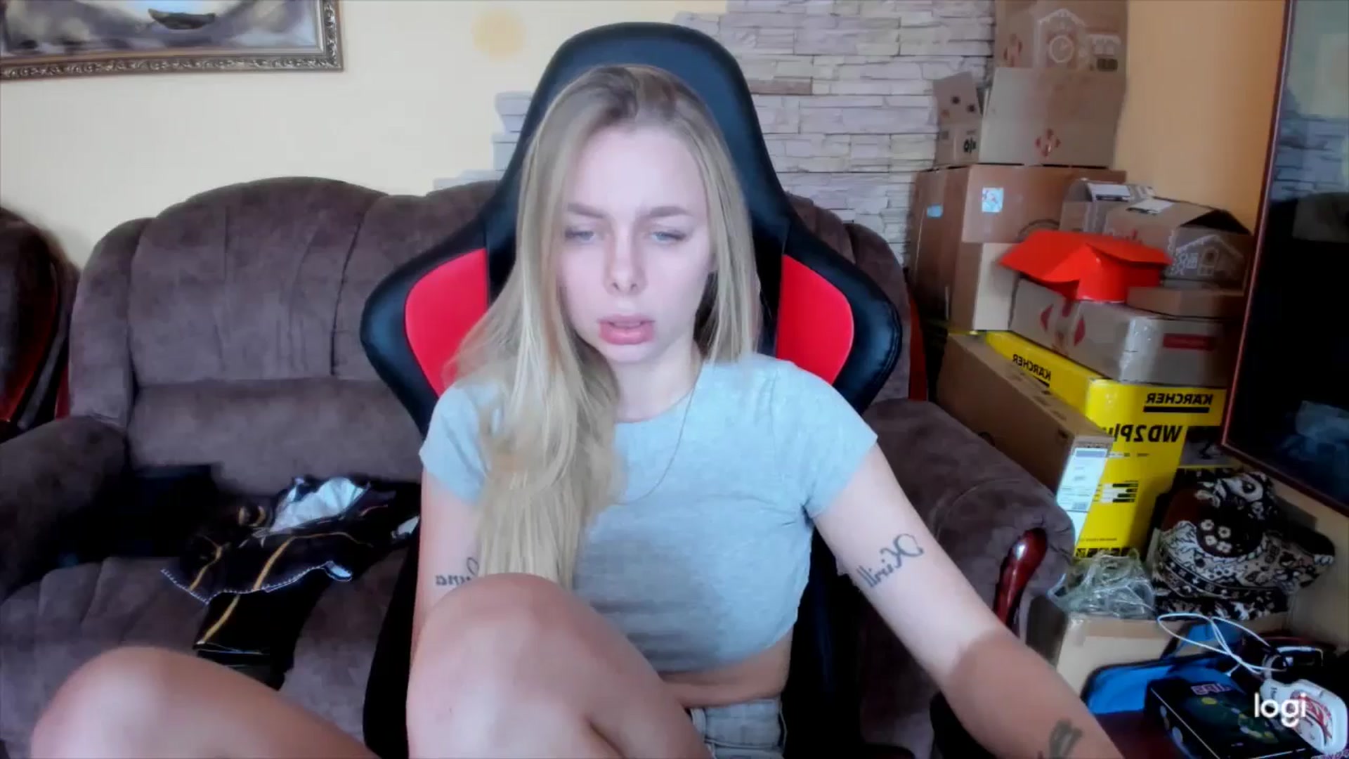 Gallery image thumbnail from YourPupsik's myfreecams stream on, 02/20/2025, 09:06 image 19 of 20