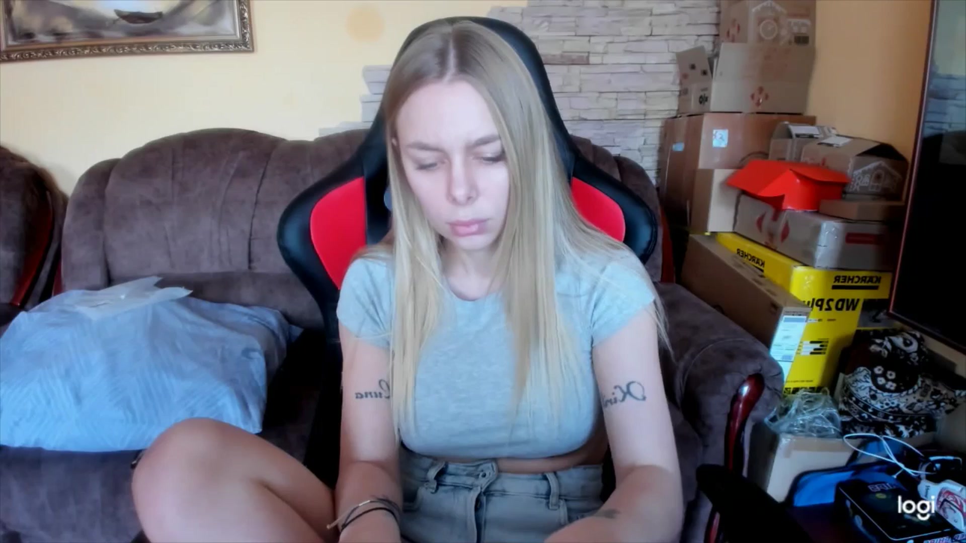 Gallery image thumbnail from YourPupsik's myfreecams stream on, 02/20/2025, 09:58 image 9 of 20
