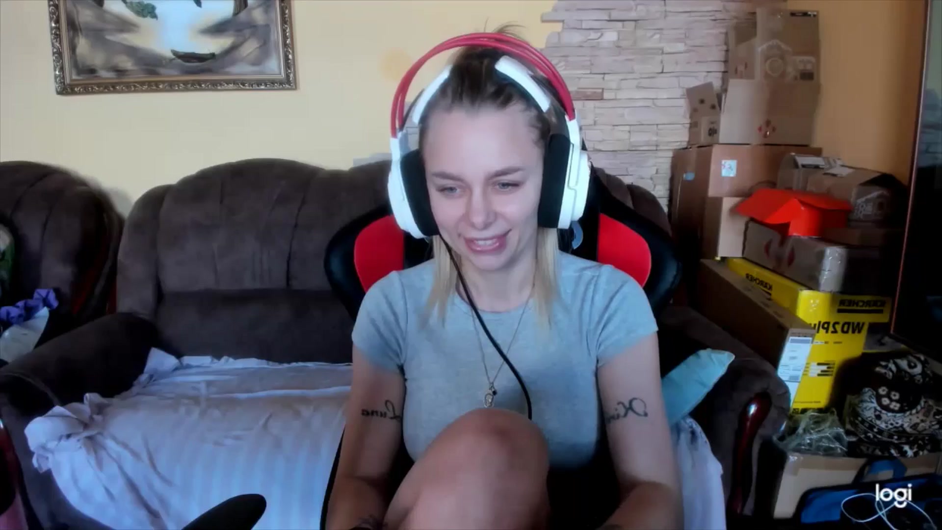 Gallery image thumbnail from YourPupsik's myfreecams stream on, 02/22/2025, 10:20 image 17 of 20