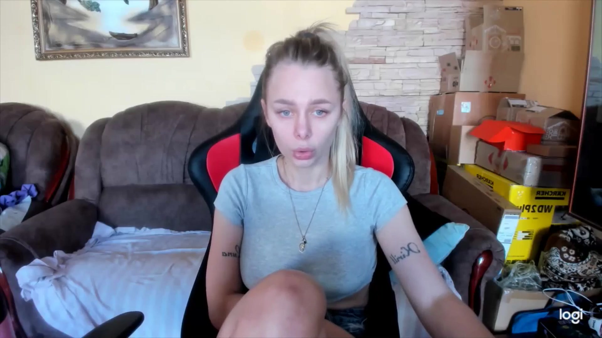 Gallery image thumbnail from YourPupsik's myfreecams stream on, 02/22/2025, 10:20 image 15 of 20