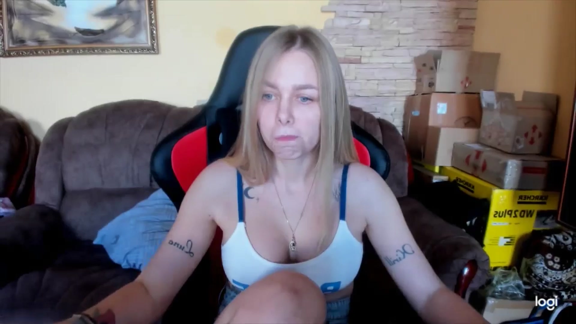 Gallery image thumbnail from YourPupsik's myfreecams stream on, 02/24/2025, 11:37 image 12 of 20