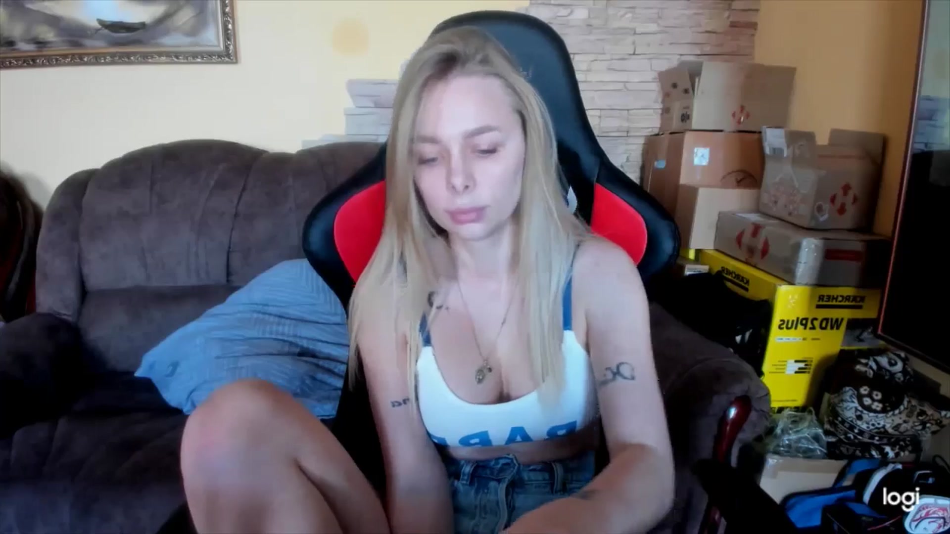 Gallery image thumbnail from YourPupsik's myfreecams stream on, 02/24/2025, 13:06 image 12 of 20