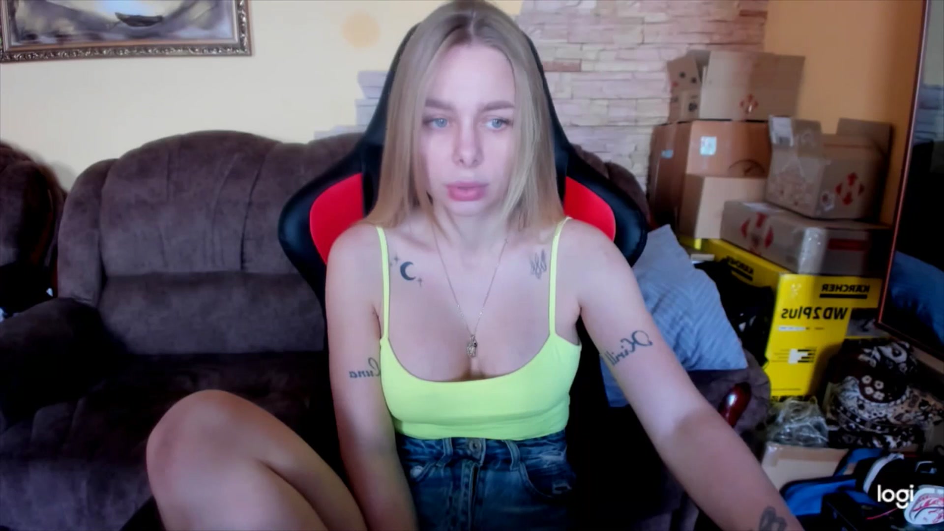 Gallery image thumbnail from YourPupsik's myfreecams stream on, 02/25/2025, 11:08 image 2 of 20