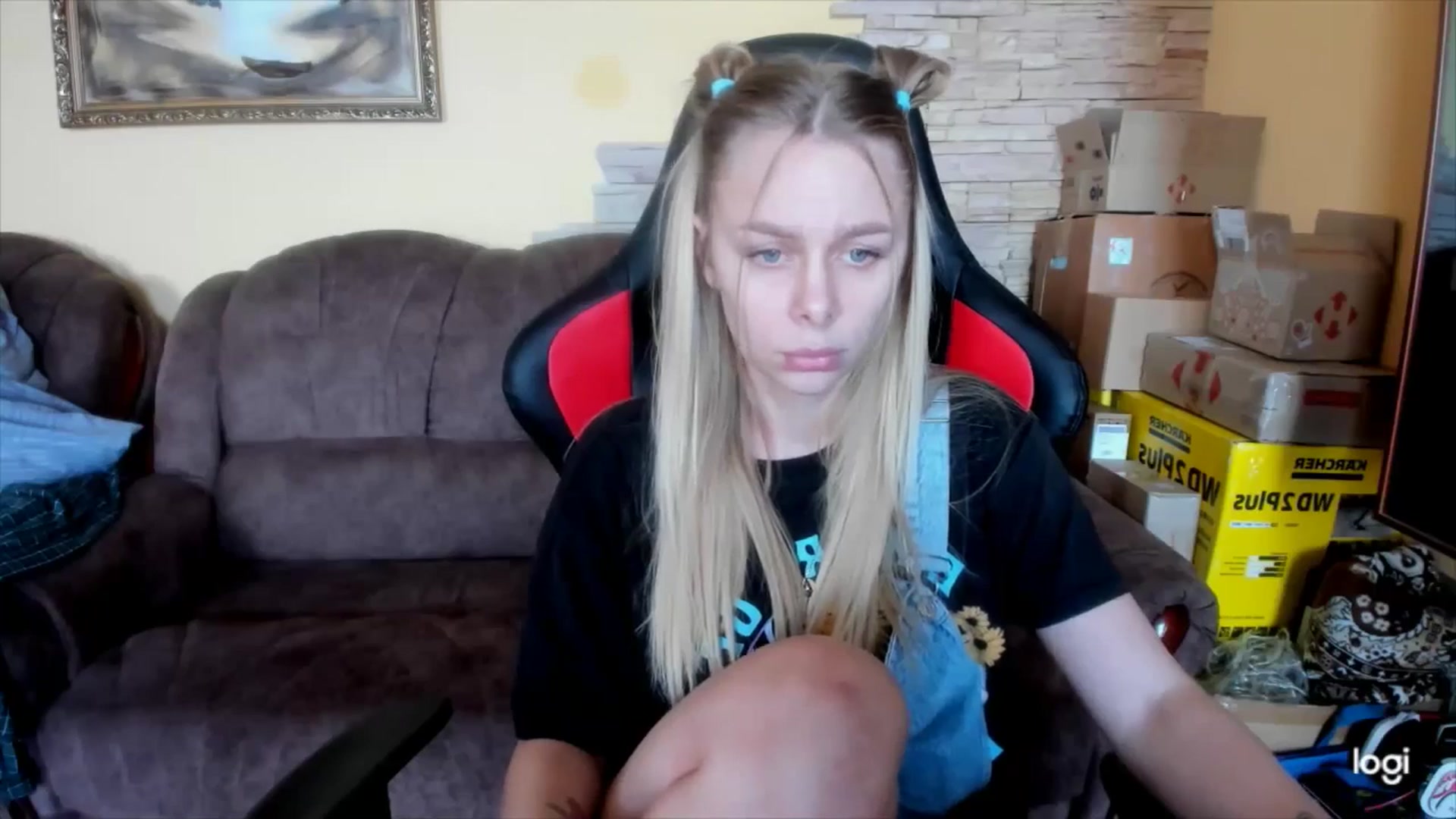 Gallery image thumbnail from YourPupsik's myfreecams stream on, 02/27/2025, 12:04 image 7 of 20