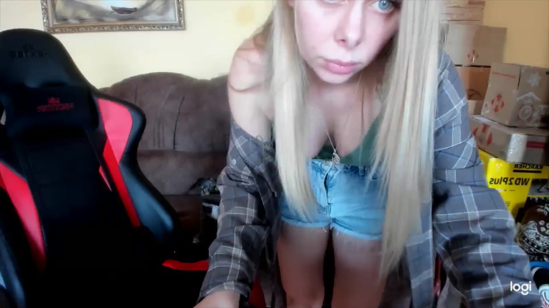 Gallery image thumbnail from YourPupsik's myfreecams stream on, 03/11/2025, 08:47 image 13 of 20