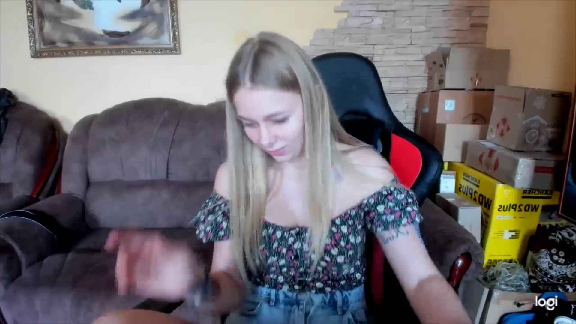 Gallery image thumbnail from YourPupsik's myfreecams stream on, 03/12/2025, 08:42 image 6 of 20