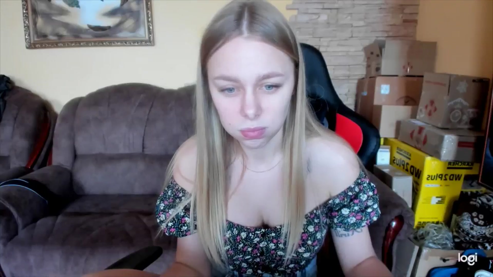Gallery image thumbnail from YourPupsik's myfreecams stream on, 03/12/2025, 08:42 image 4 of 20