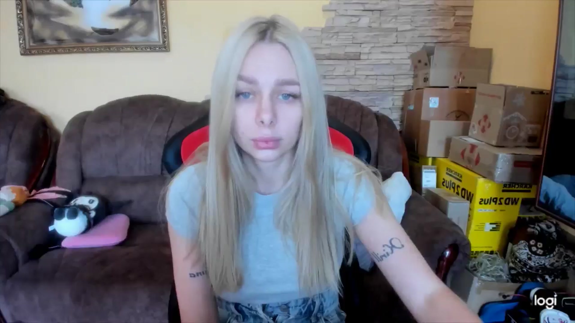 Gallery image thumbnail from YourPupsik's myfreecams stream on, 03/13/2025, 08:16 image 3 of 20