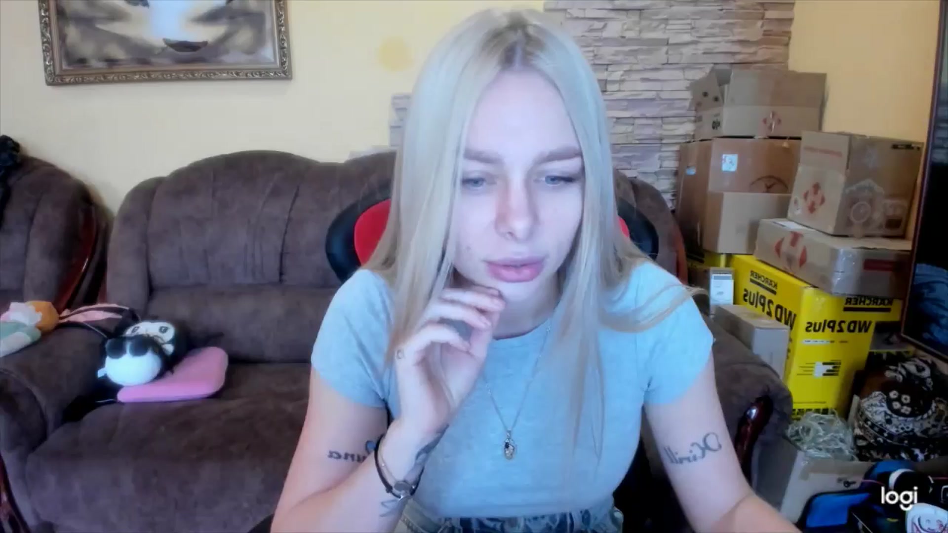Gallery image thumbnail from YourPupsik's myfreecams stream on, 03/13/2025, 08:36 image 18 of 20