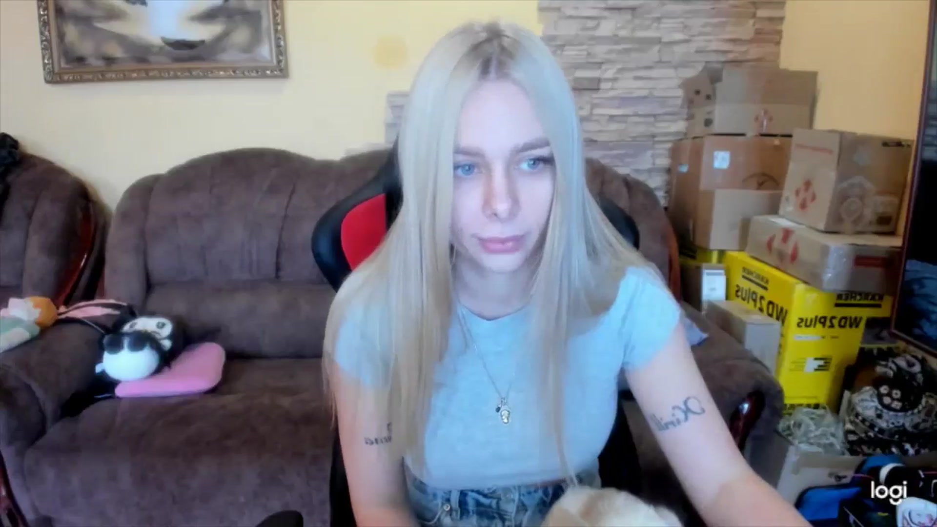 Gallery image thumbnail from YourPupsik's myfreecams stream on, 03/13/2025, 08:56 image 5 of 20