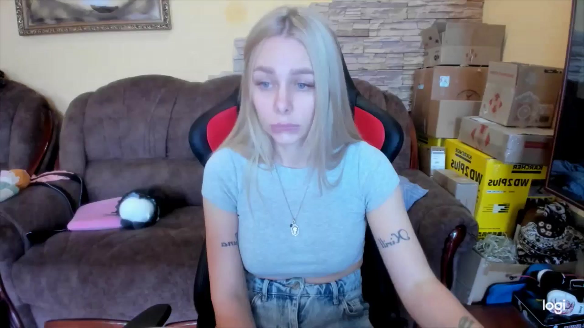 Gallery image thumbnail from YourPupsik's myfreecams stream on, 03/13/2025, 09:27 image 11 of 20