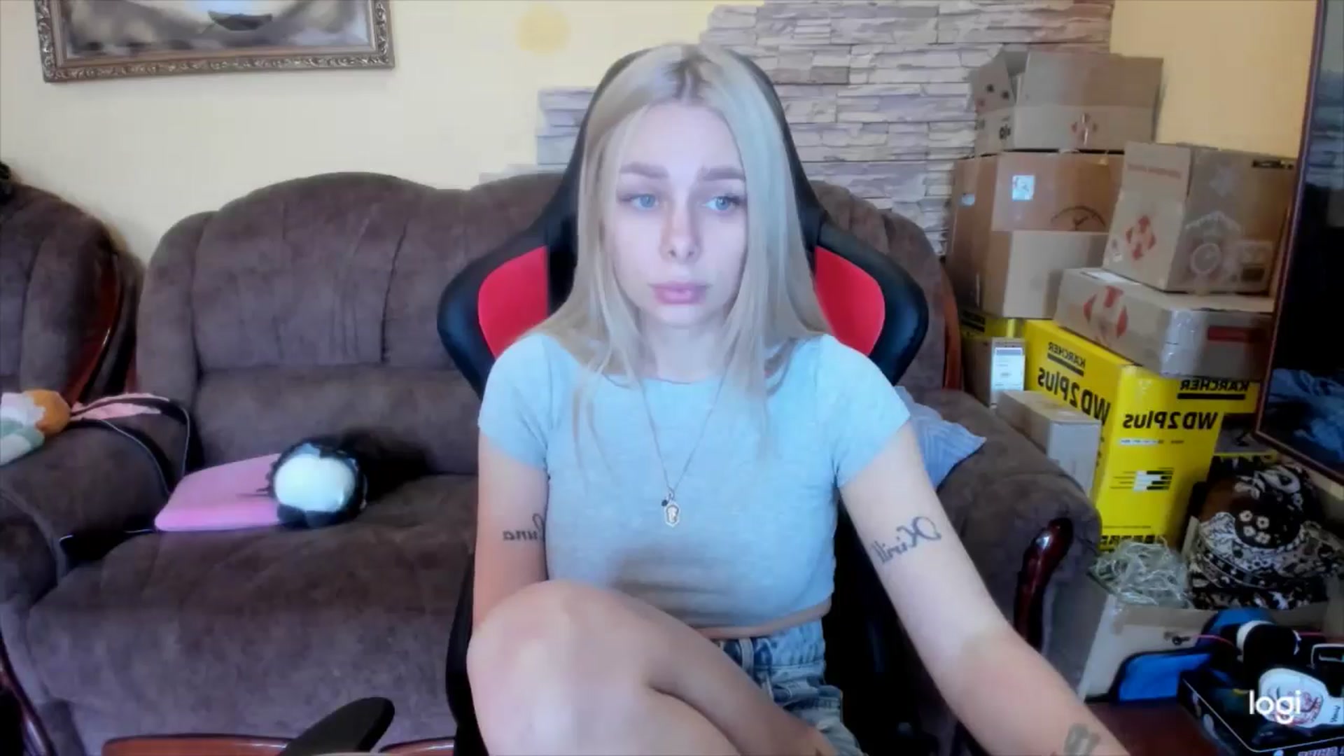 Gallery image thumbnail from YourPupsik's myfreecams stream on, 03/13/2025, 09:27 image 13 of 20